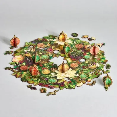Wentworth Wooden Puzzles Christmas Wreath - Free Form Cut with 3D Stand-up Baubles — manufacturer image