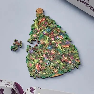 Wentworth Wooden Puzzles Magical Christmas Tree - Extra Difficult Cracker — manufacturer image