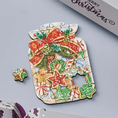 Wentworth Wooden Puzzles Christmas Cookies - Cracker — manufacturer image
